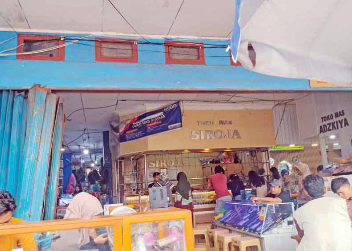 Setahun Rusak, Pemkab Gunakan Dana Bangub Perbaiki Rolling Door Pasar Shopping