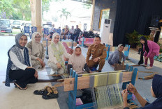 Lestarikan Budaya, Dekranasda OKI Latih 20 Pengrajin Songket Motif Bidak Cukit