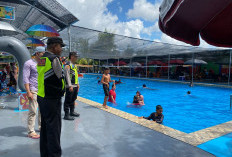 Manfaatkan Libur Panjang, Kolam Renang di Ogan Ilir Diserbu Anak-Anak, Polsek Tanjung Raja Lakukan Pengawasan