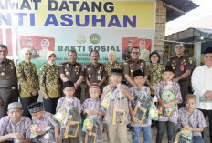 Rangkaian HBA ke-64 dan HUT IAD, Kejati Sumsel Gelar Baksos Serta Anjangsana Purnaja