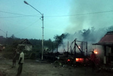 Kebakaran Hebat Melanda Ponpes Ma'had Utsamani di OKI, Asrama Santri Hangus Terbakar