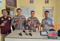 Warga Pedamaran Timur Serahkan 9 Senpi Rakitan secara Sukarela ke Polisi