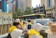 Petugas Maktab Pasang Segel di Bus Pengangkut Jemaah Haji Indonesia, Hindari Penumpang Gelap