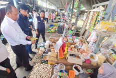 Polres OKI Tindak Tegas Pedagang Nakal yang Timbun Sembako Jelang Lebaran