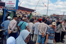 Ratusan Warga Desa Pedamaran VI Demo Tuntut Kepala Desa Mundur, Diduga Selewengkan Dana Bantuan