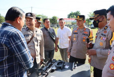 Kapolres Ogan Ilir Lakukan Pengecekan Kelayakan Kendaraan Dinas dan Senpi Dinas Milik Personel