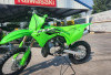 Kawasaki KX 85 L 2025: Motor Trail Kompetisi untuk Pembalap Muda dengan Performa Tinggi dan Desain Ergonomis