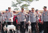 Dua Pamen Polres OKI Pensiun, Kapolres Hadiahi Sepasang Kambing