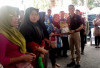 Pemkab OKI Distribusikan Paket Sembako Murah, Warga Serbu Pasar Kayuagung
