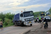 Truk Terperosok di Jalintim, Lalu Lintas Palembang-Betung Macet Parah